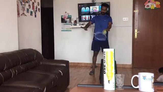 Badminton coffe cup challenge#yonex box challenge смотреть онлайн