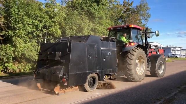 Köp traktor Case MXM 155 -03 inkl sopmaskin på klaravik.se смотреть онлайн