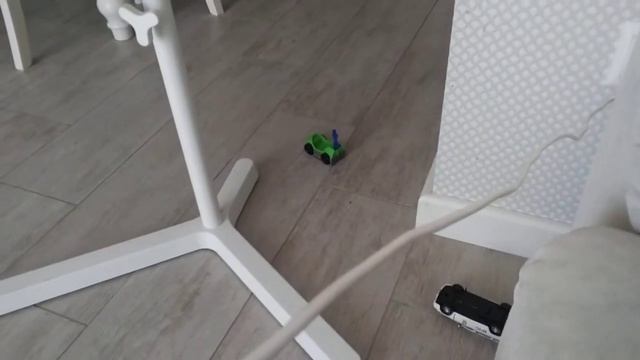 Смотрю на машину дизлайк одписка колокольчик мне 5 лет смотреть онлайн