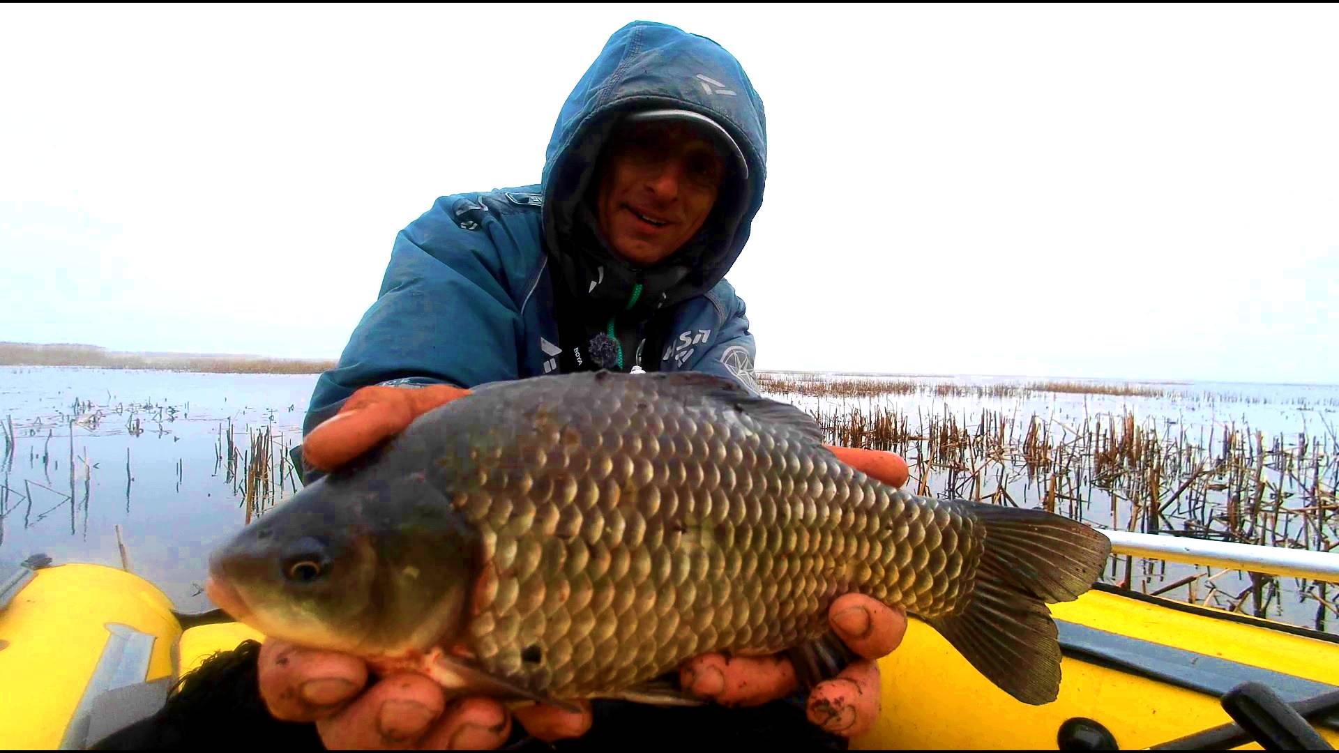 ПЕРВЫЕ КАРАСИ 2025. ВОТ ЭТО ЛАПТИ!!! РЫБАЛКА НА ПОПЛАВОК смотреть онлайн