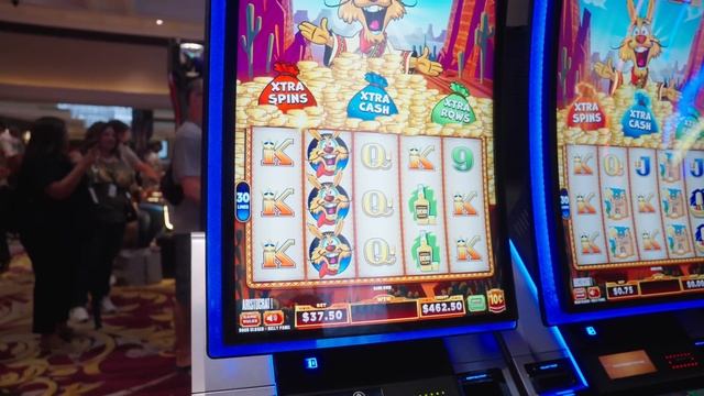 Can We DOUBLE $10,000 At PEPPERMILL CASINO?! смотреть онлайн