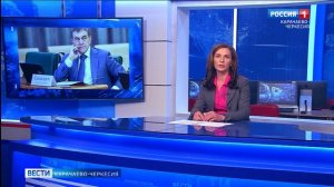 Рашид Темрезов поздравил сенатора от КЧР Ахмата Салпагарова с присвоением Ордена Дружбы