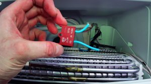 Ремонт группы оттайки на морозильной камере Liebherr