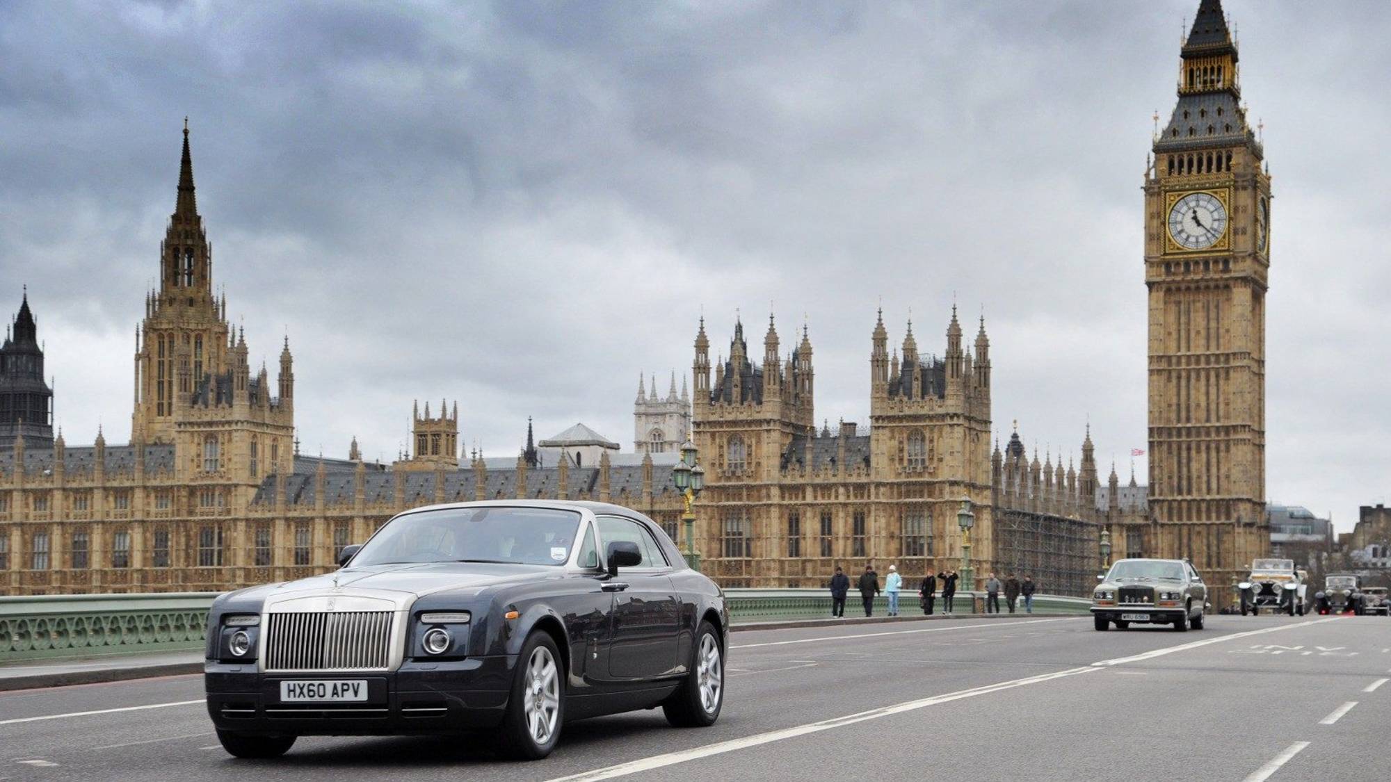 Богатые убегают из Великобритании? смотреть онлайн