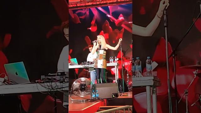 MIA Boika Лети лепесток ТРЦ Ростокино смотреть онлайн