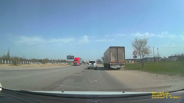 Авария. Выезд на Главную дорогу. смотреть онлайн