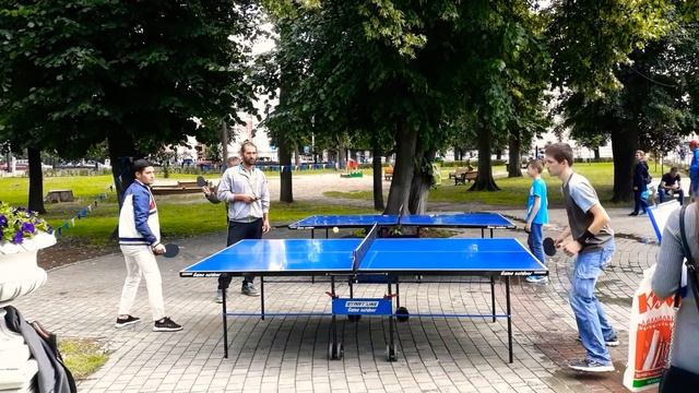875. Настольный теннис. В городском саду. смотреть онлайн