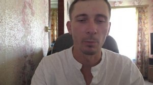 Почему в большом телевизоре прыгает изображение с верху экрана?