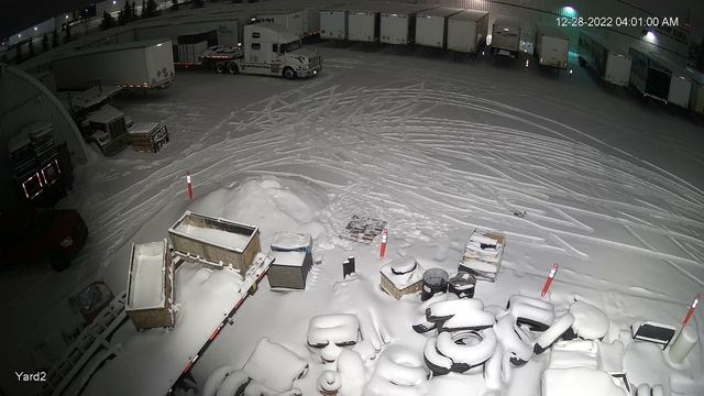 Yard 2 camera complete - time stamp is 2 hours ahead. смотреть онлайн