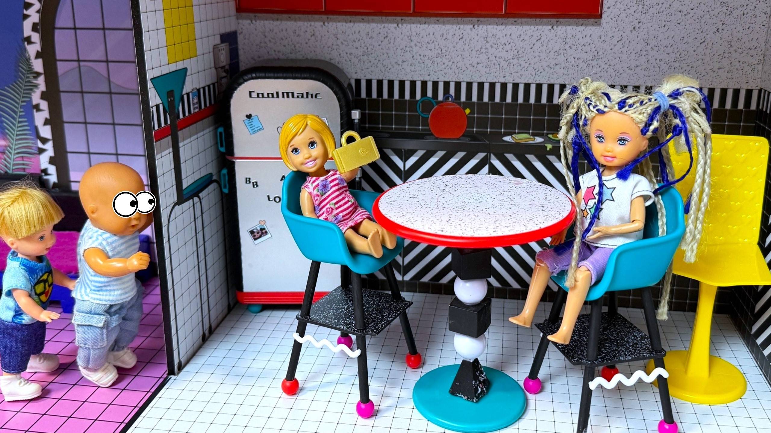 НАШЛИ НОВЫЙ ДОМ КУКОЛ ЛОЛ😱🧨 РУМ ТУР Катя и Макс веселая семейка! Куклы Барби истории ДАРИНЕЛКАТВ смотреть онлайн