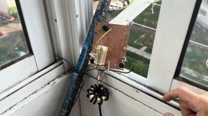 Антенна 5/8 на балконе, на Си-би. 27 МГц.