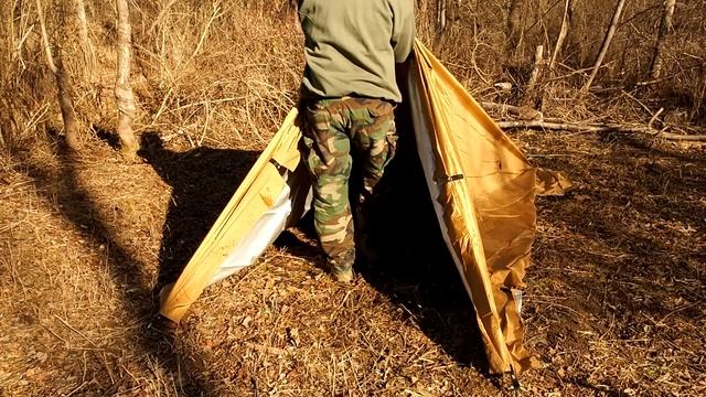 Solo Overnight Building a DIY Hot Tarp Tent in The Woods and Hot Stove Breakfast смотреть онлайн