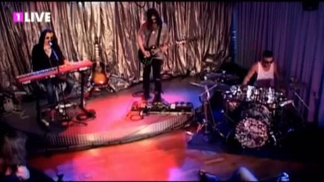 30 Seconds to Mars 'Hurricane' acoustic смотреть онлайн