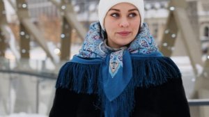 Платок шерстяной с шелковой бахромой "Соловушка", 1893-12, 89x89 см #platki #beautiful #fashion#art