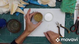 Букет лилий на подставке из фикспрайса. Изолон.