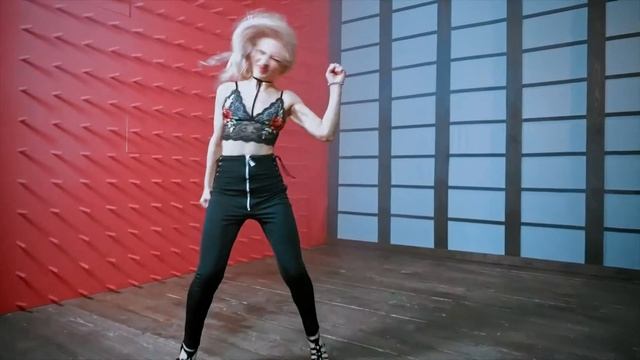 High Heels & Ladies dance смотреть онлайн