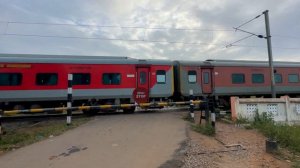 30 HIGH SPEED TRAINS Crossing RAILROAD CROSSINGS | Level Crossings | Indian Railways Trains