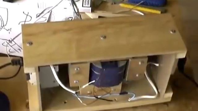 Сверхединичный Трансформатор. Демонстрация, схема и принцип работы. А.Мишин смотреть онлайн