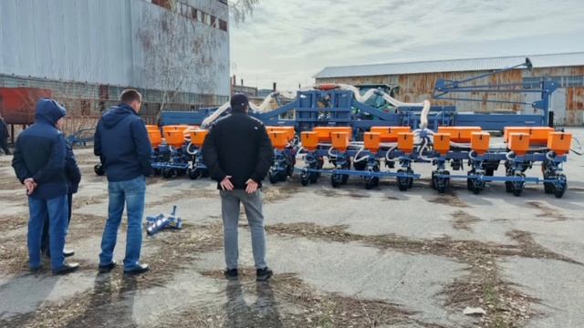 Универсальный носитель сеялок "Ramus" от ЮМЗ! смотреть онлайн