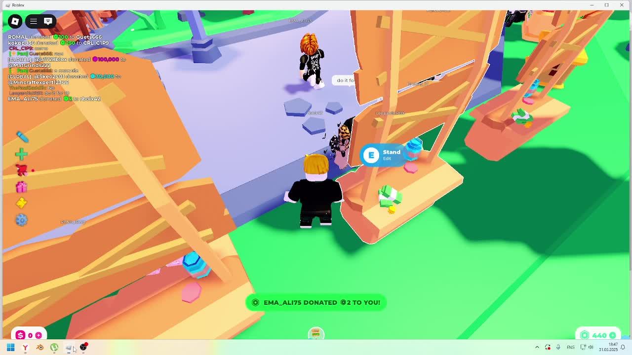 посмотрим сколько задонатят в Pls Donate!