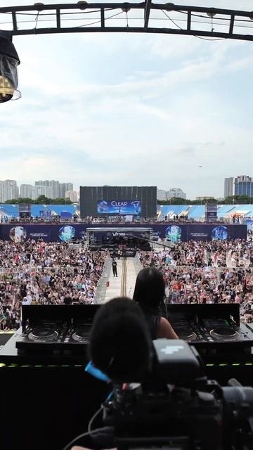 Youna смотреть онлайн