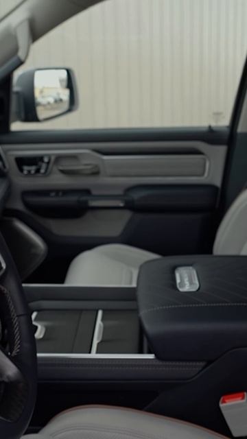 ⭐ Интерьер Ram 1500 Tungsten #ram1500tungsten #ramtungsten #ram1500 #tungsten #автоизсша смотреть онлайн