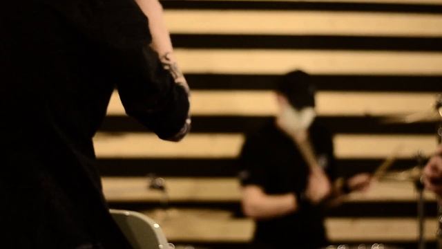 d'espairsray - love is dead (cover by akenheys) смотреть онлайн