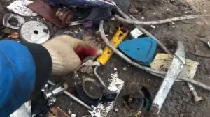 Деньги на мусоре со свалки Минска. Витёк мусорщик