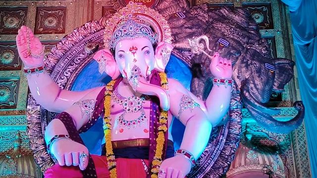 मिरारोड शांती नगरचे गणपती दर्शन २०२२ | Mira Road Ganpati | Ganeshotsav 2022 | VK Studio Art смотреть онлайн