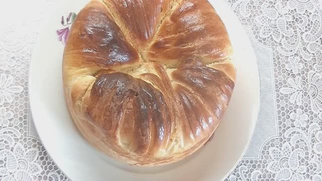 ПИРОГ, КАК КУЛИЧ. ВЫ ТАКОГО ТОЧНО НЕ ГОТОВИЛИ! смотреть онлайн