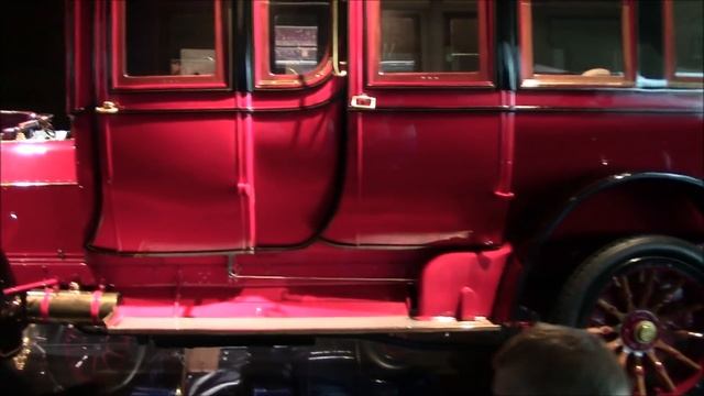 музей Мерседес, Штутгарт, Германия часть 2 из 4 смотреть онлайн