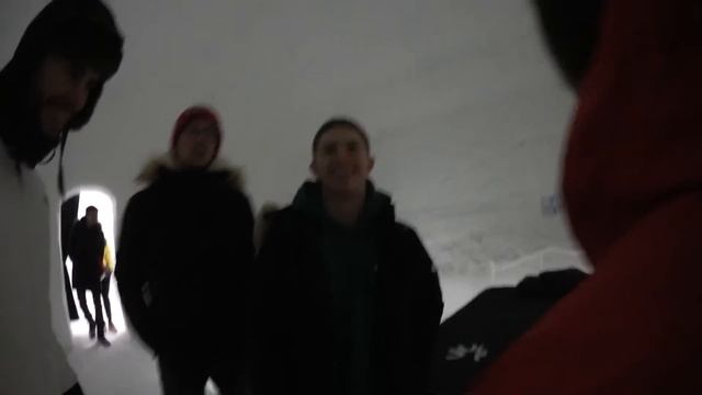 Inoxtag lèche la glace et reste bloqué... #10 смотреть онлайн