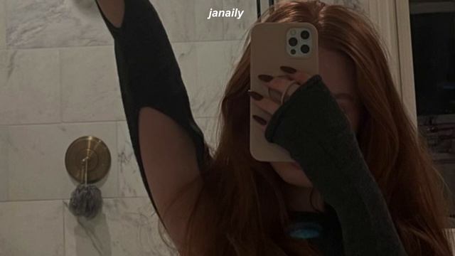 cardigan - taylor swift [speed up] lyrics смотреть онлайн