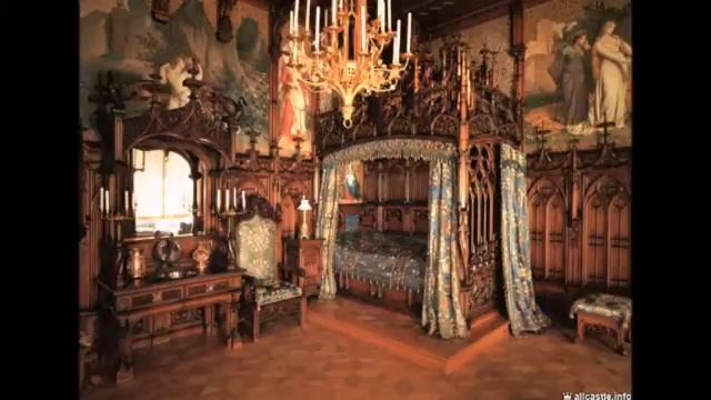 Strange Neuschwanstein смотреть онлайн