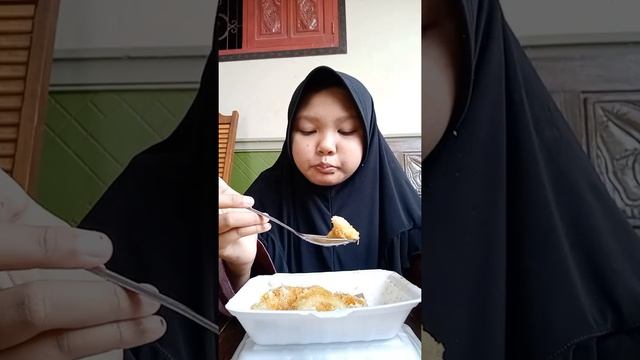 mukbang lapis😊 смотреть онлайн