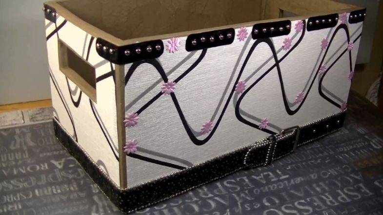 Картонная алхимия .Коробка, ремень и обои в одном творческом проекте. смотреть онлайн