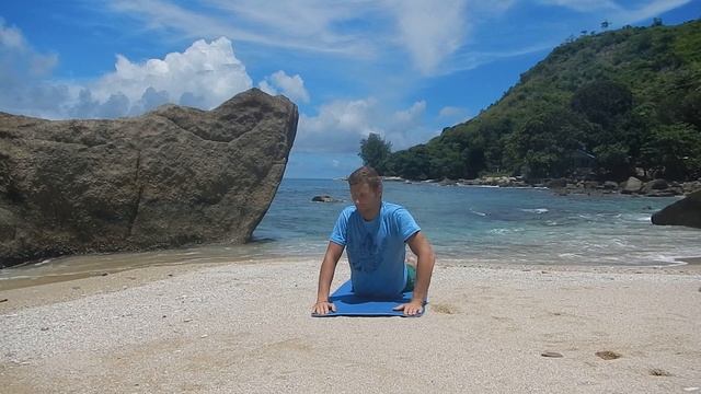 Тирияка Бхуджангасана (Tiriyaka Bhujangasana) смотреть онлайн