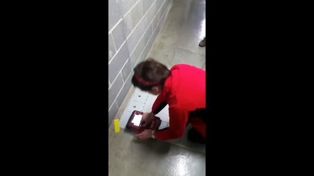 Concrete scanning with the Hilti PS 1000 X-Scan смотреть онлайн