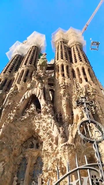 Sabías Que La Construcción De La Sagrada Familia De Gaudí Es Financiada Con Donaciones??😍🧐😍🧐