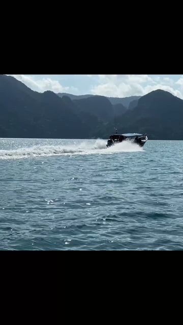 На скоростном катере по островам в Малайзии