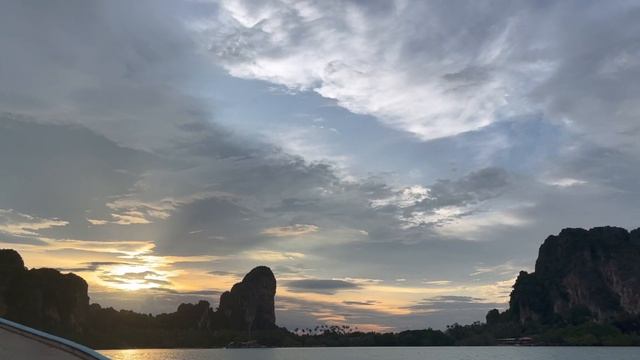 My Heart belongs to Krabi смотреть онлайн