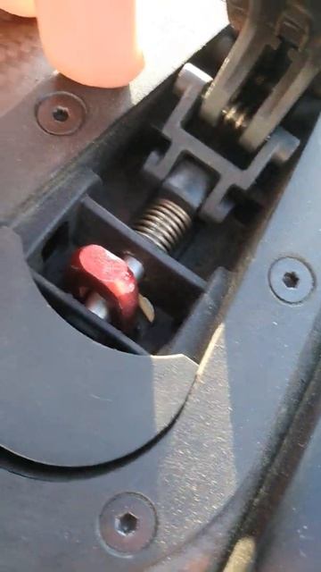 Замки капота D1 без ключа | OkoloStok