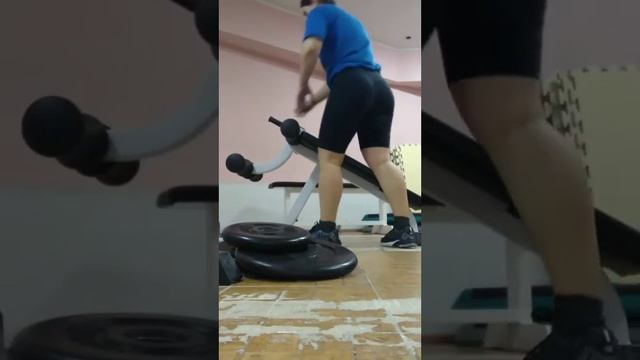 Качай пресс со мной смотреть онлайн