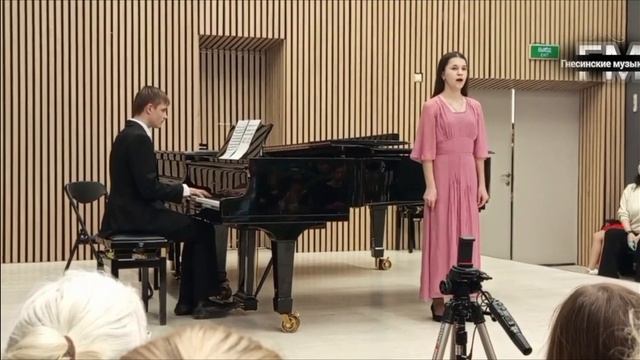 Власов Даниил и Абдурашидова Сафижат - "Цветы говорят" Э. Григ смотреть онлайн