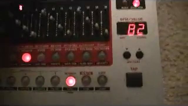 Roland EF-303 смотреть онлайн