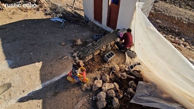 The love of a nomadic couple in difficult life conditions смотреть онлайн