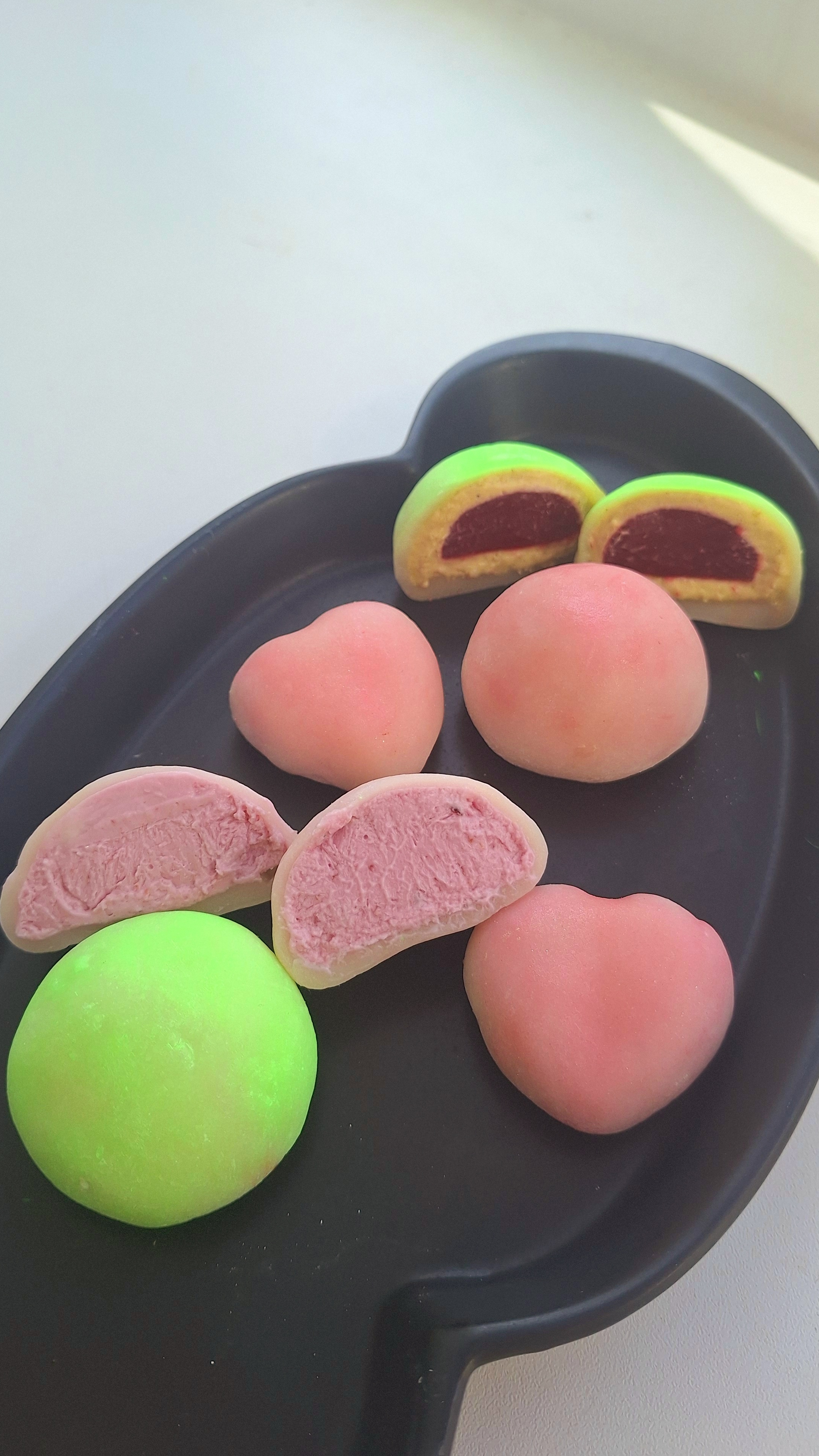 МОТИ смородина и малина фисташки.