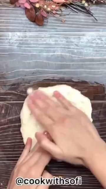 СЫРНЫЕ ЛЕПЁШКИ смотреть онлайн