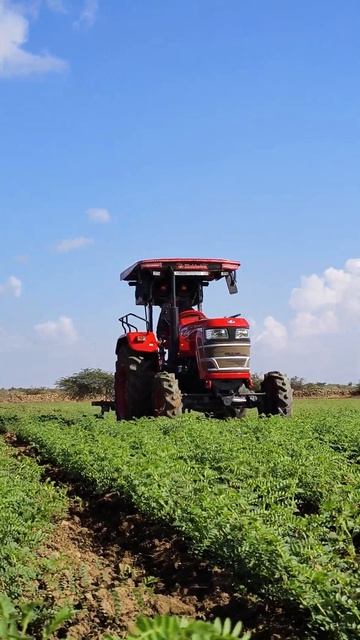 12,2 Subwoofer Bass Check On Earphone.... Mahindra Yuvo Tech Plus 4wd Sound System Op