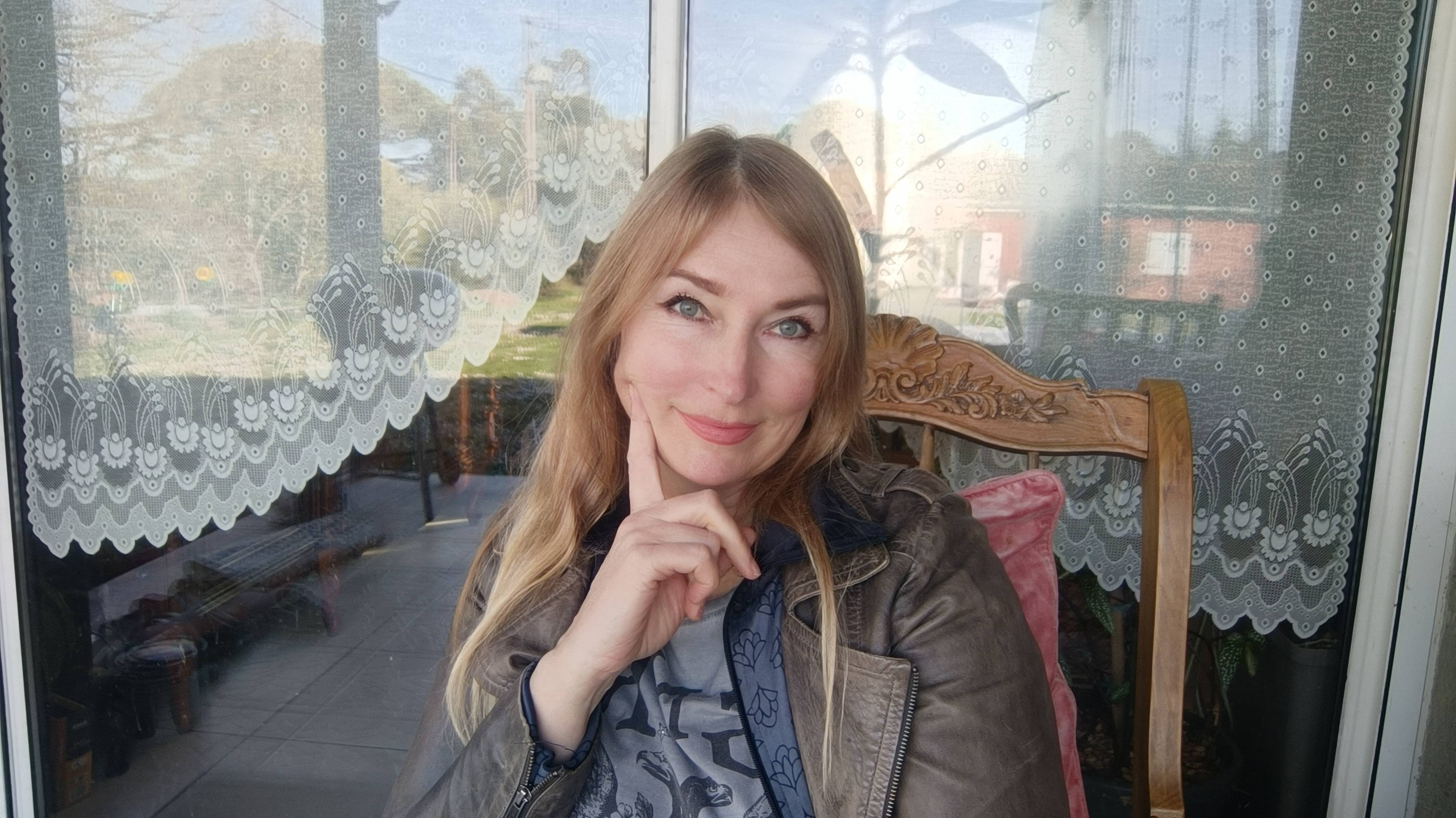 Весеннее время, часы перевели. Франция. смотреть онлайн